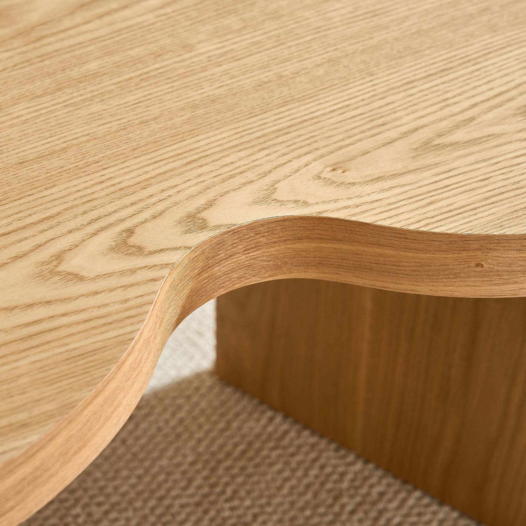 Mesa de Centro Moderna Butterfly en MDF – Diseño Escultural para Sala y Dormitorio