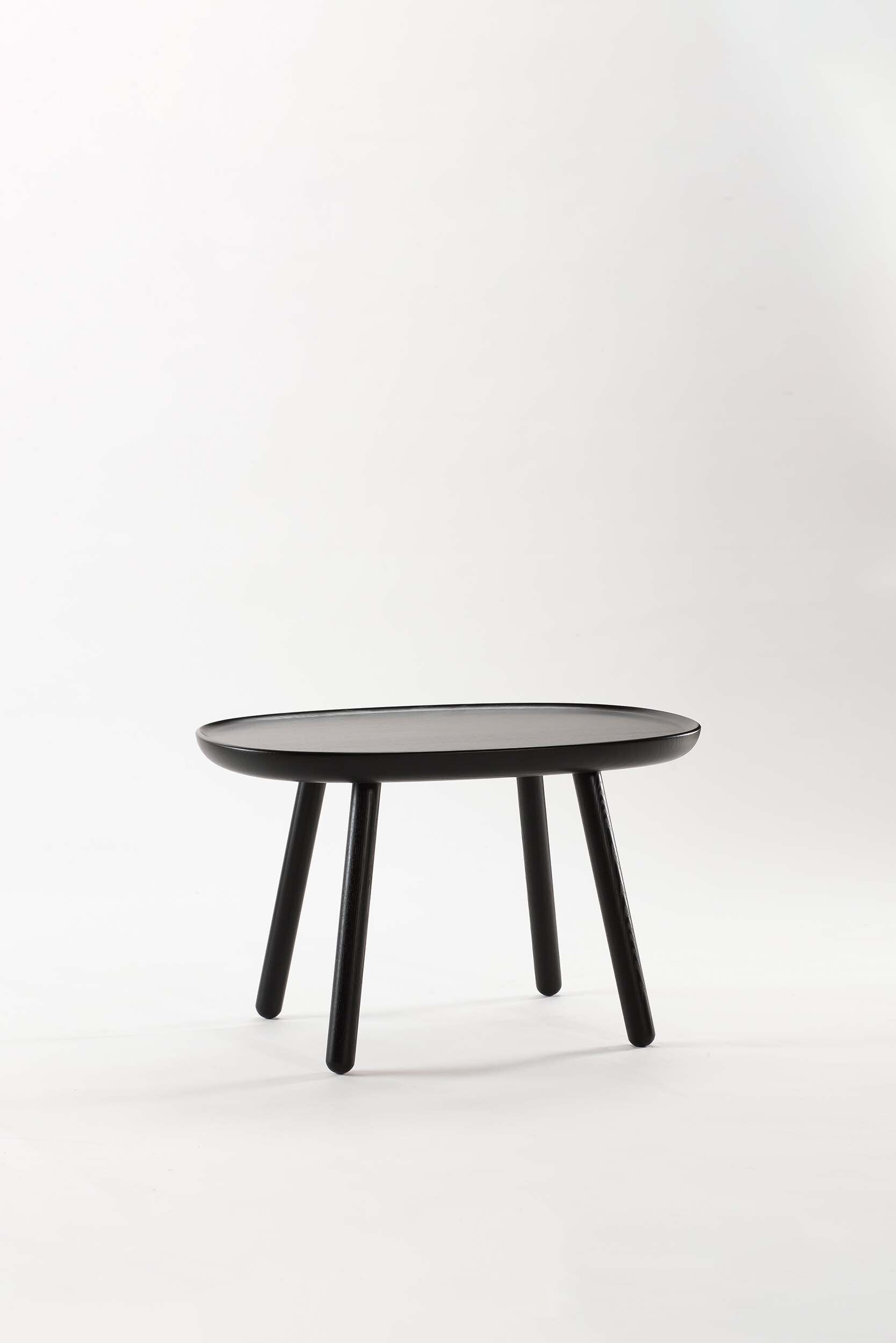 Mesa Auxiliar Naïve de Madera Maciza – Diseño Escandinavo Minimalista