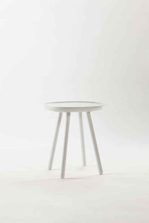 Mesa Auxiliar Naïve de Madera Maciza – Diseño Escandinavo Minimalista