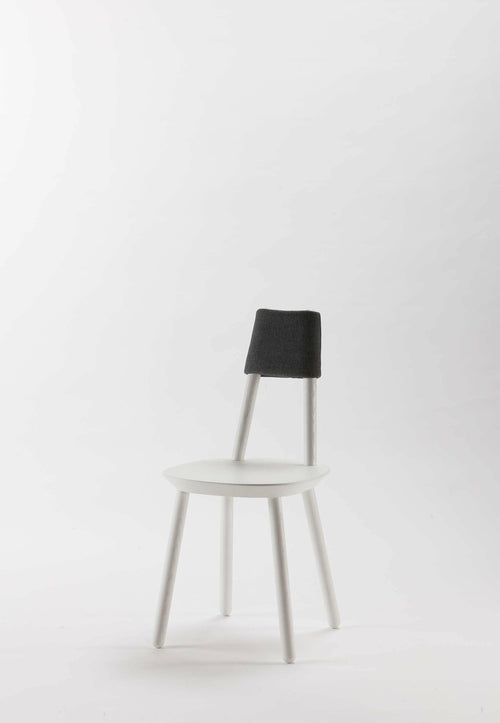 Silla de Comedor Naïve de Madera y Tapizado Minimalista – Diseño Escandinavo